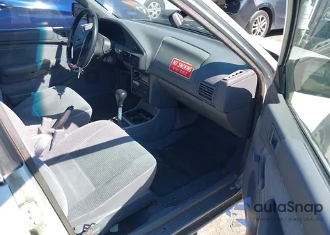 1995 Ford Escort Lx/Sport z USA, uszkodzony, nr VIN 3FASP13J7SR171562